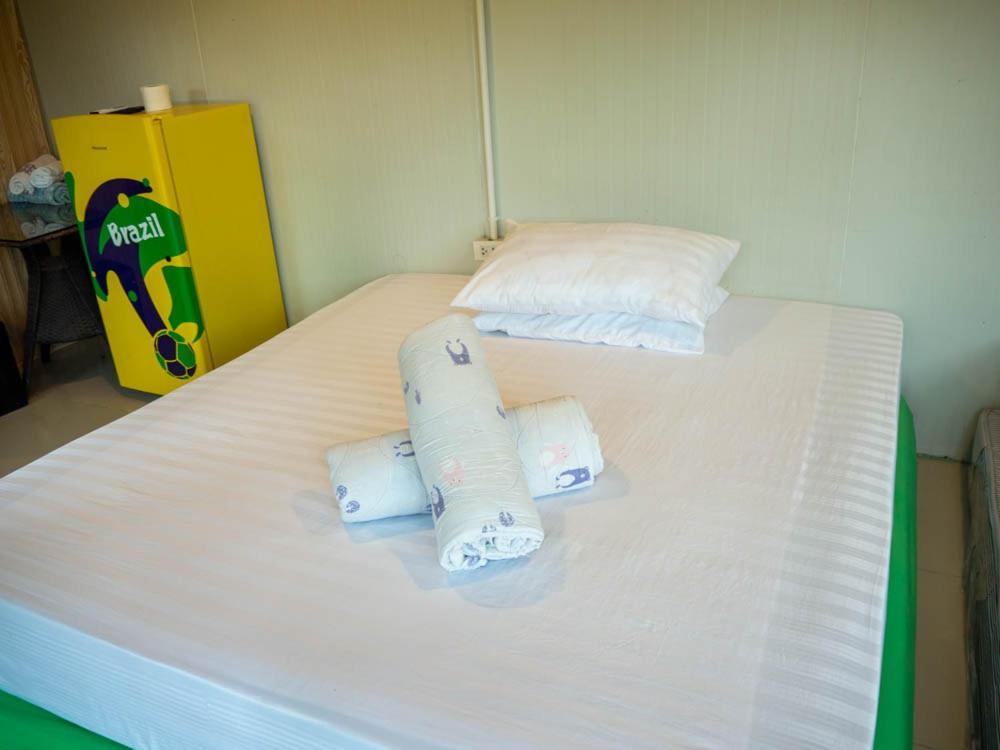 Beach Box Resort At Rimlay 라용 외부 사진