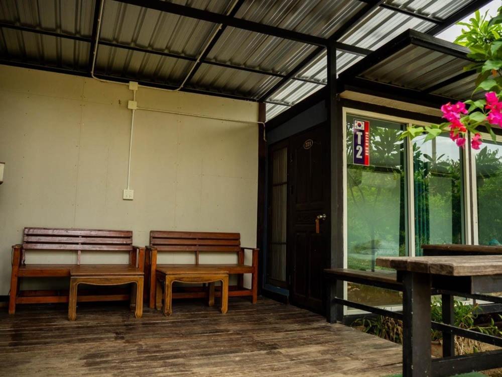 Beach Box Resort At Rimlay 라용 외부 사진
