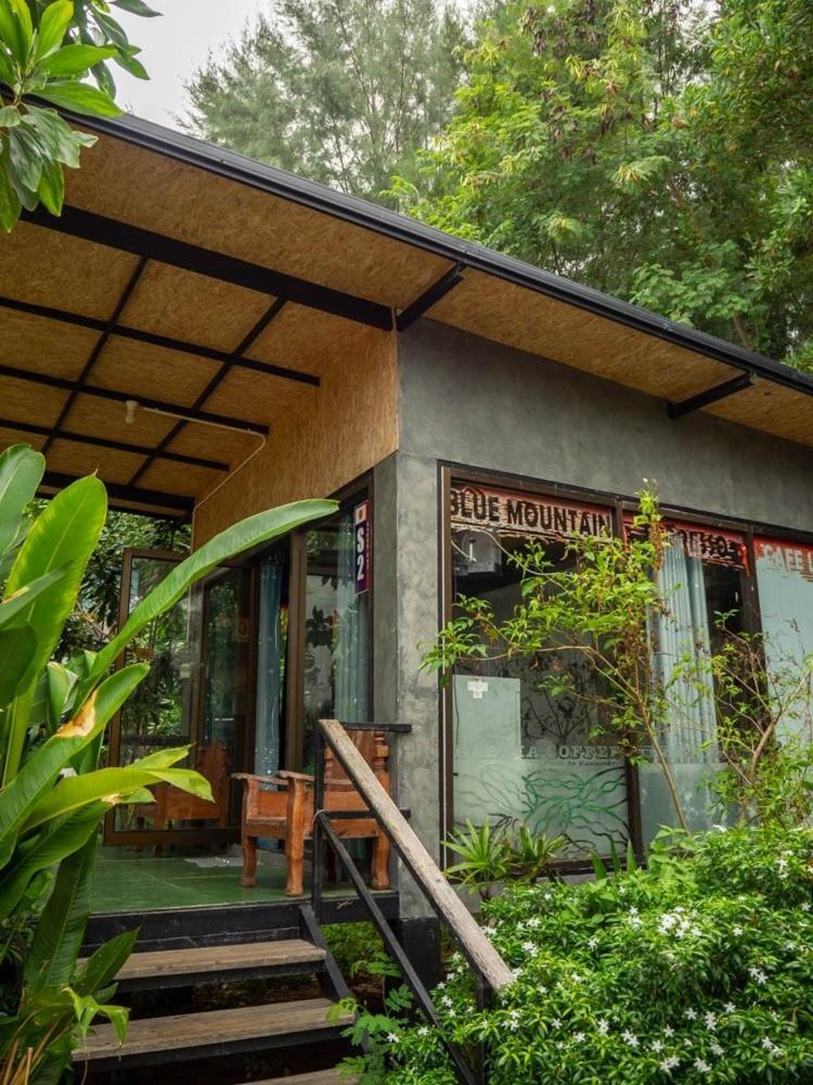 Beach Box Resort At Rimlay 라용 외부 사진