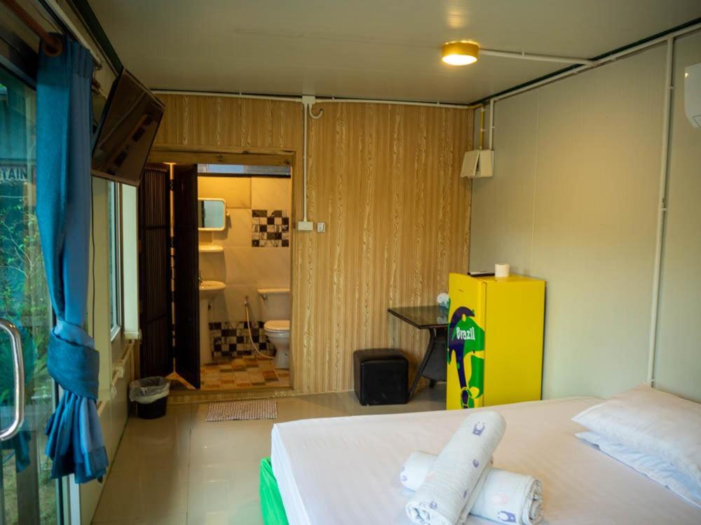 Beach Box Resort At Rimlay 라용 외부 사진