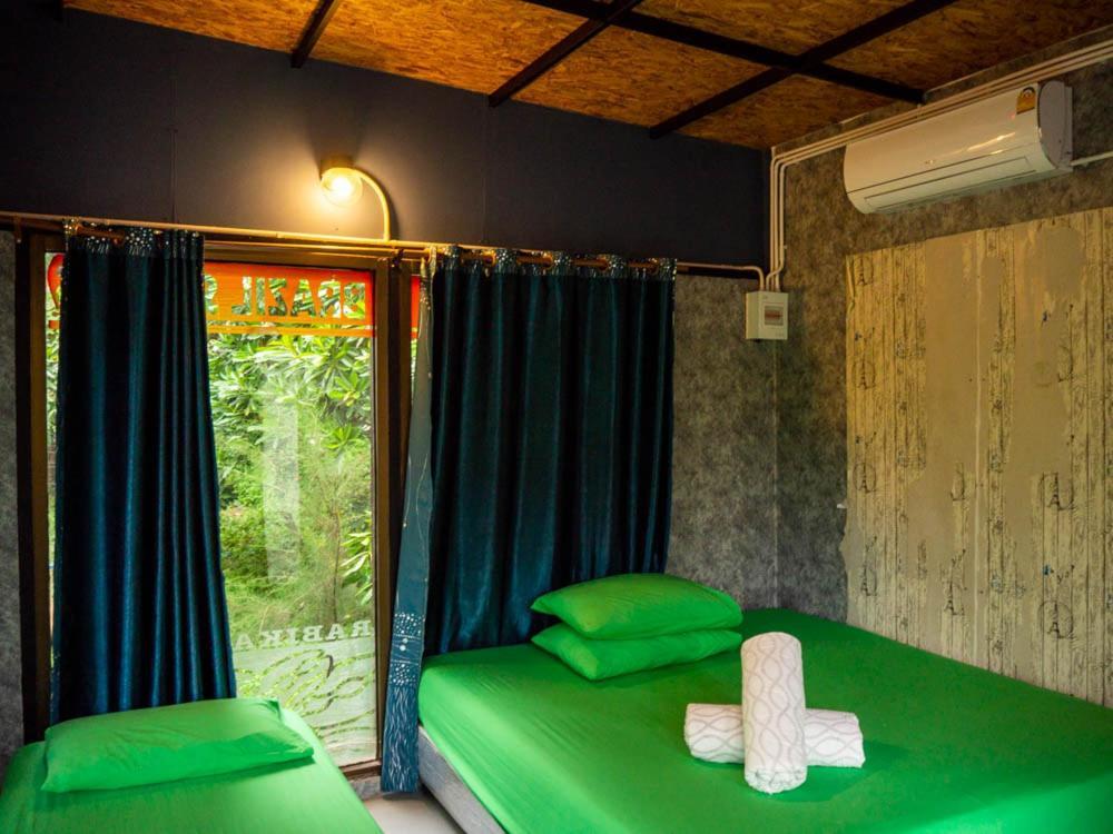 Beach Box Resort At Rimlay 라용 외부 사진