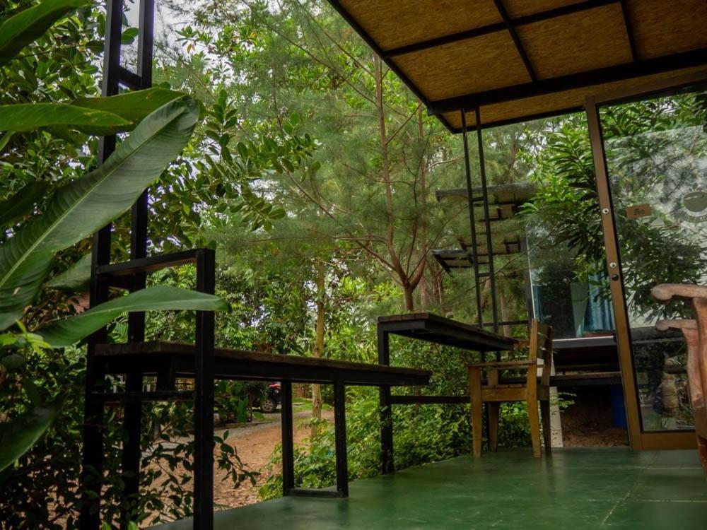 Beach Box Resort At Rimlay 라용 외부 사진