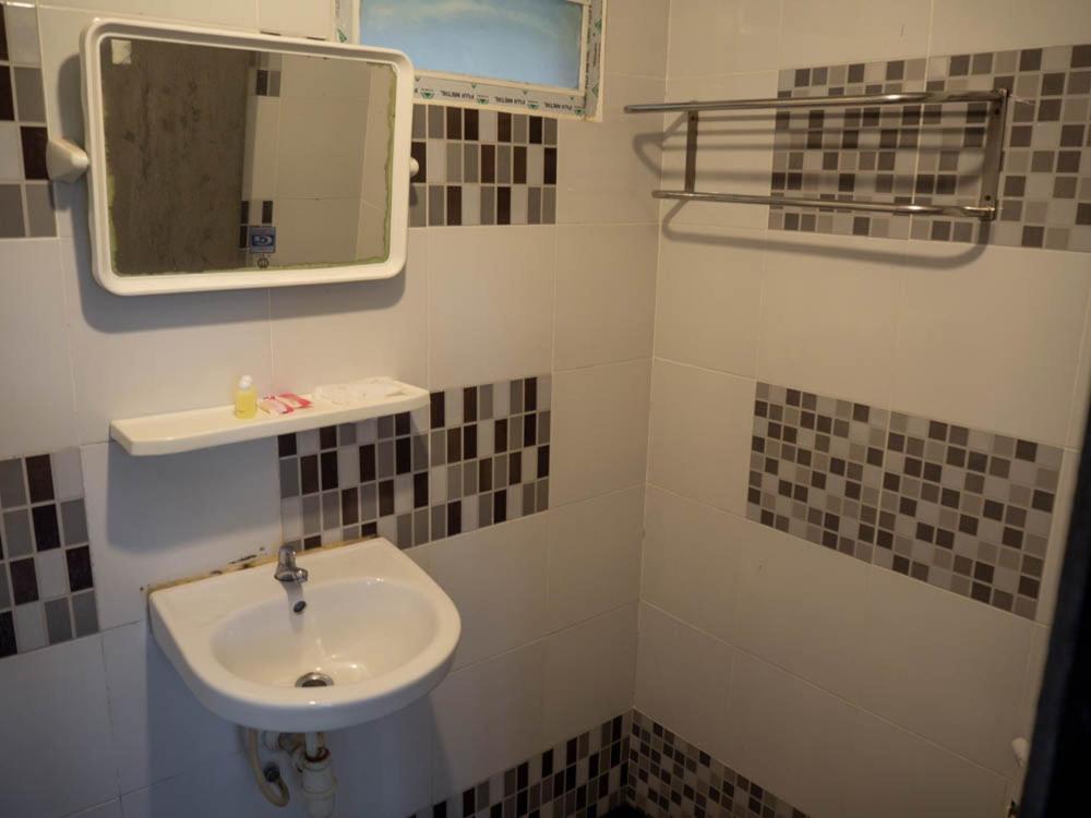 Beach Box Resort At Rimlay 라용 외부 사진