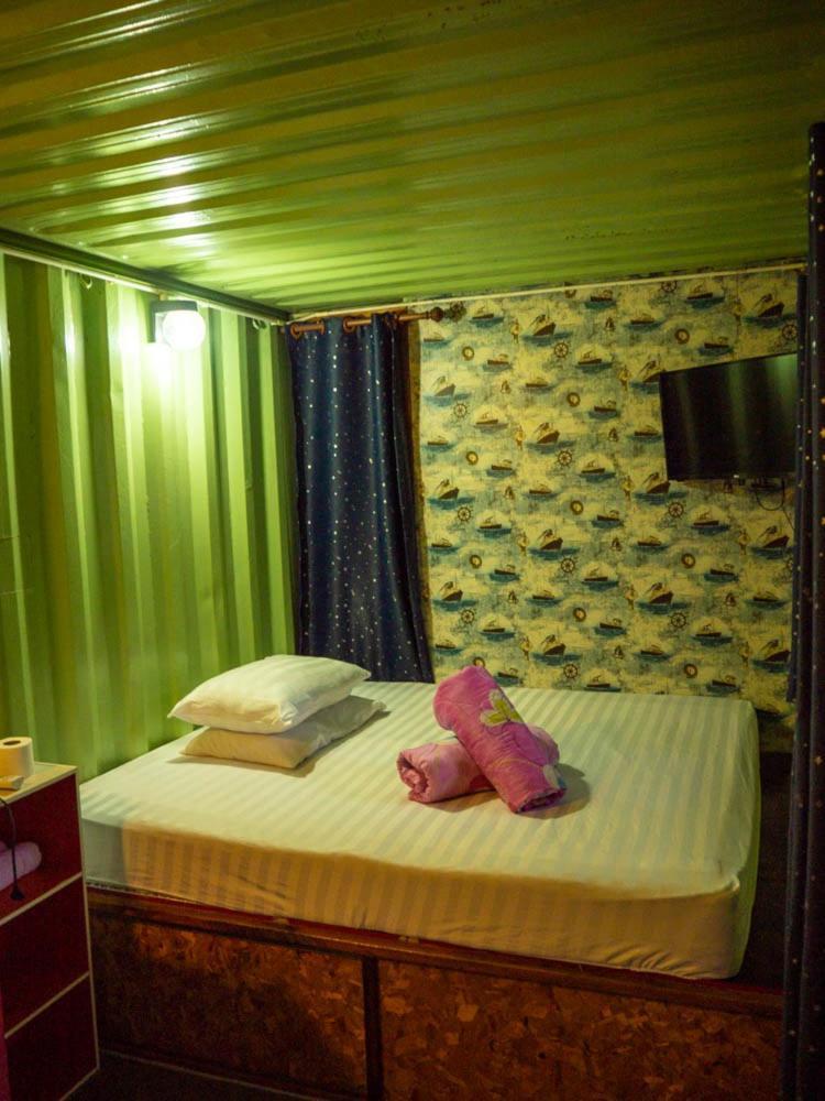 Beach Box Resort At Rimlay 라용 외부 사진