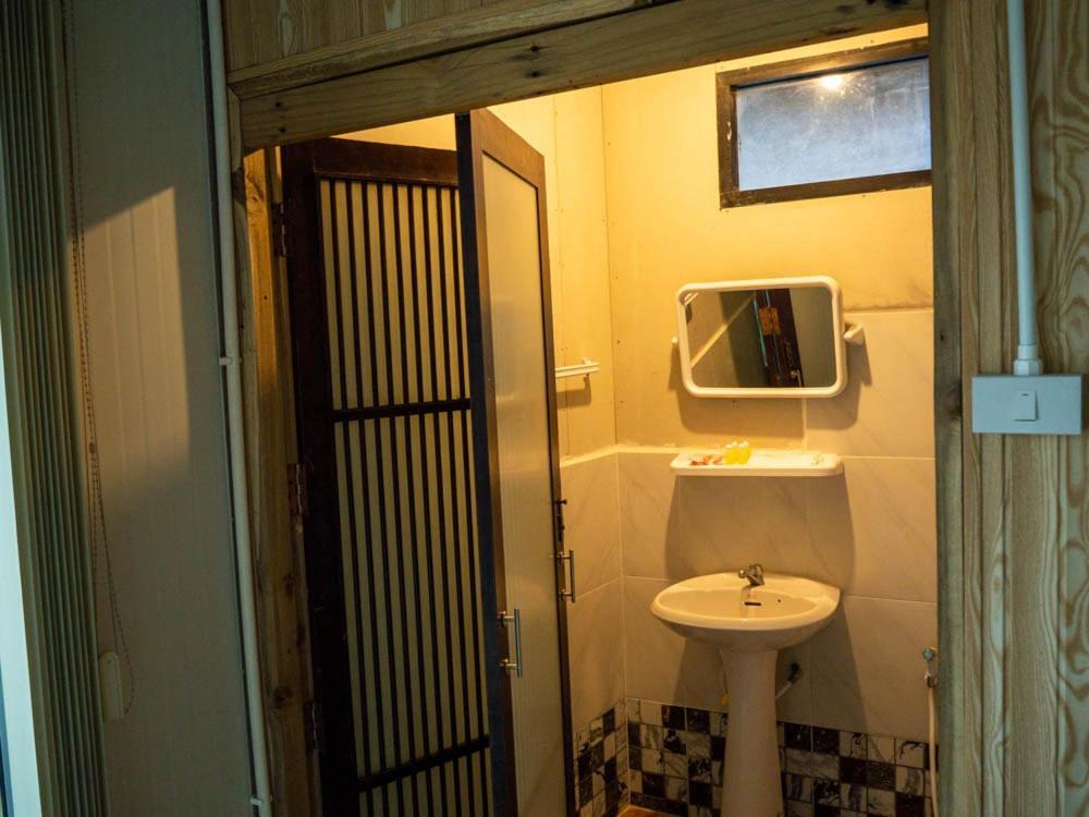Beach Box Resort At Rimlay 라용 외부 사진