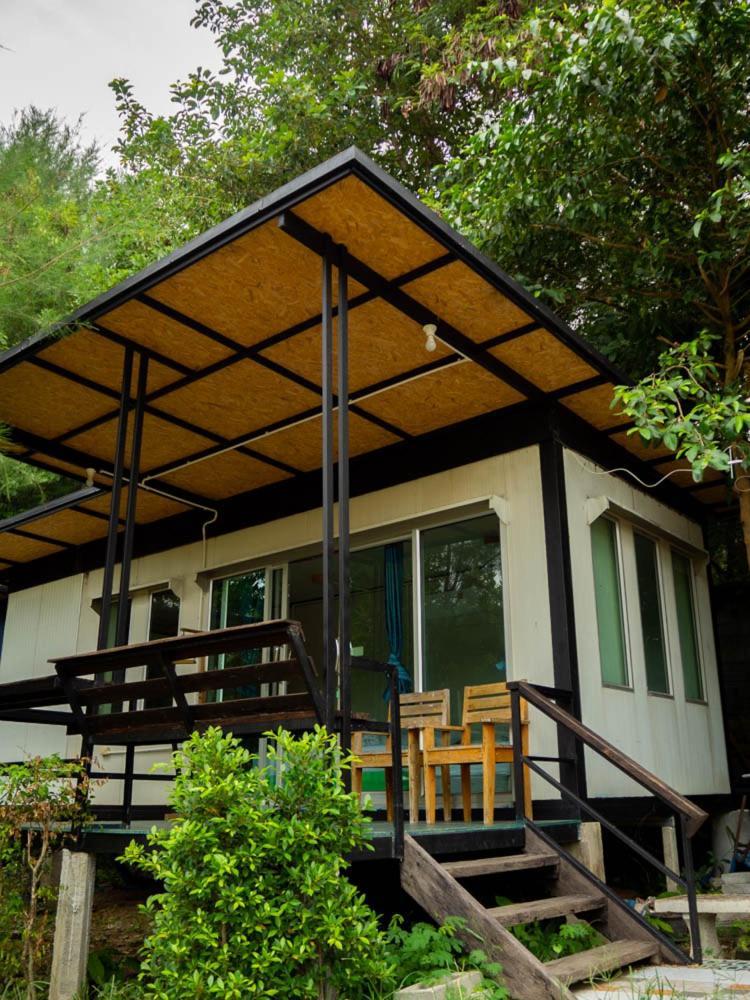 Beach Box Resort At Rimlay 라용 외부 사진